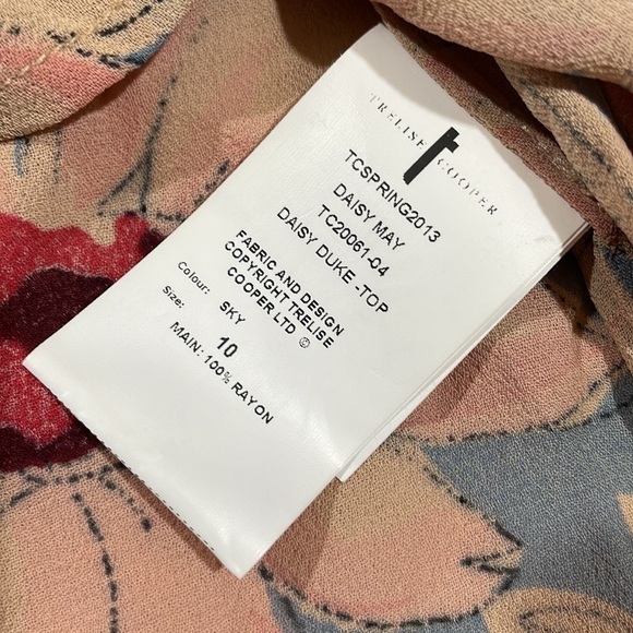 Trelise Cooper Daisy Floral Patterned Rayon Duke Blouse - Picture 7 of 10